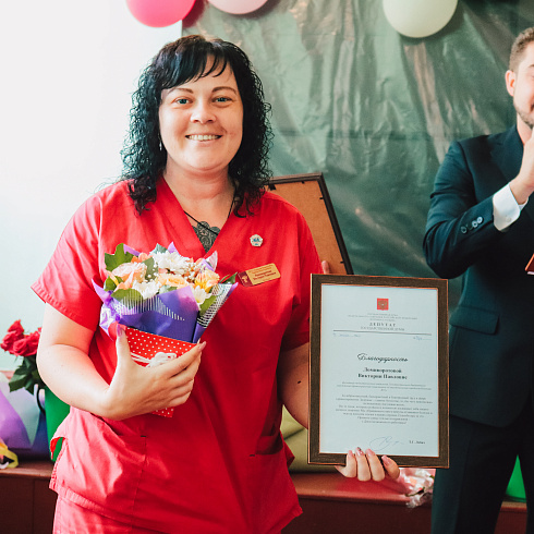 В преддверии Дня медицинского работника в Городских больницах № 9 и № 4 прошли торжественные собрания