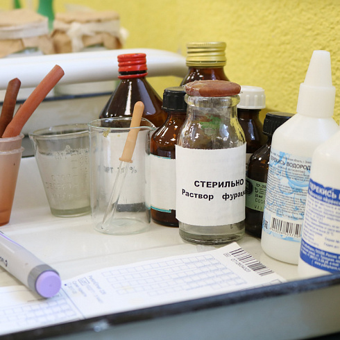 Определись с профессией: в Севастопольском медицинском колледже прошел День открытых дверей