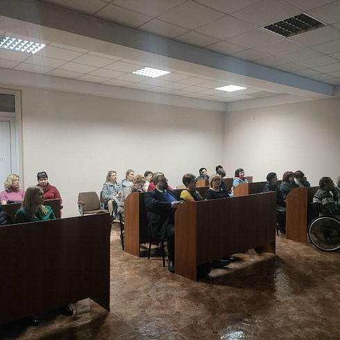 Главные врачи севастопольских городских больниц встретились с населением