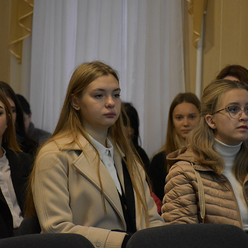 Откровенно о деликатном: студентам прочитали лекцию о проблемах ВИЧ