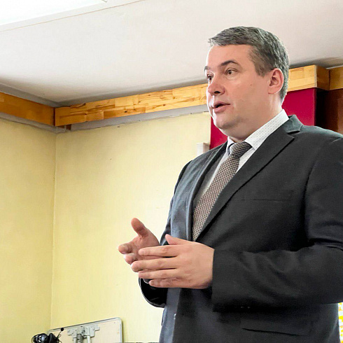 Виталий Денисов провел выездное совещание в Севастопольском городском противотуберкулезном диспансере