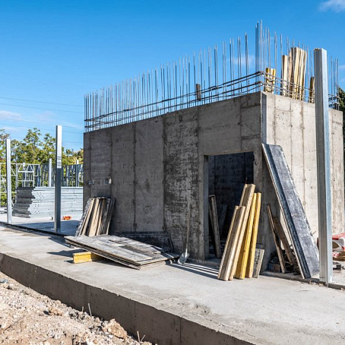 В Севастополе строят новый модульный корпус в инфекционной больнице