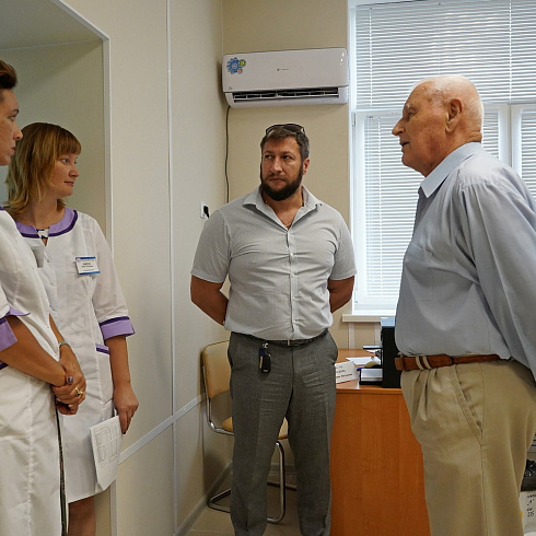 Ветераны оценили ремонт поликлиники на Геннериха на «отлично»