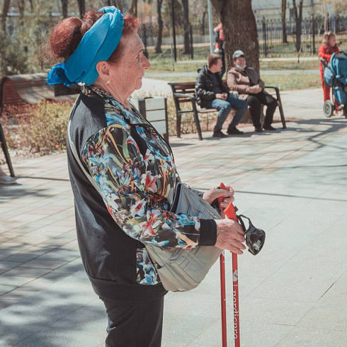 10 апреля в сквере 60 - летия СССР провели День здоровья.