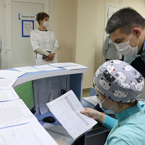 Директор Департамента здравоохранения Виталий Денисов 20 марта провёл административный обход в Инкермане