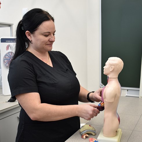 «Хочу, как ты»: для севастопольских школьников прошел урок профориентации медицинских профессий