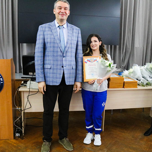 Люди особой закалки: специалисты скорой помощи отмечают профессиональный праздник