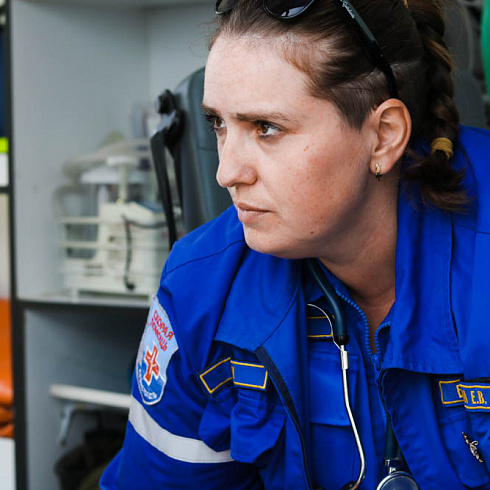 Люди особой закалки: специалисты скорой помощи отмечают профессиональный праздник