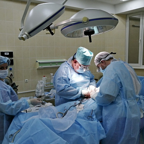 Сердечно-сосудистые хирурги Севастополя провели уникальную для региона операцию