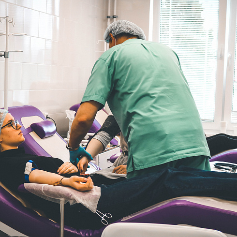 Сдать кровь и спасти чью-то жизнь. В Севастополе отмечают Национальный день донора