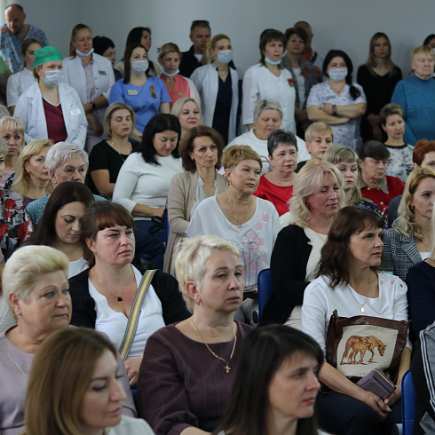 Неоценимая помощь: медсестры по всему миру отмечают свой профессиональный праздник
