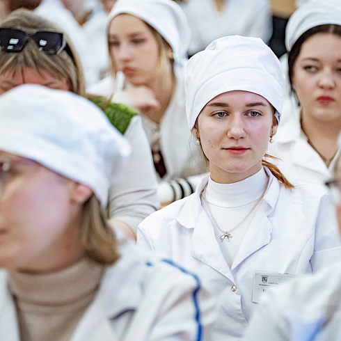 Ярмарка вакансий в медицинском колледже им. Жени Дерюгиной