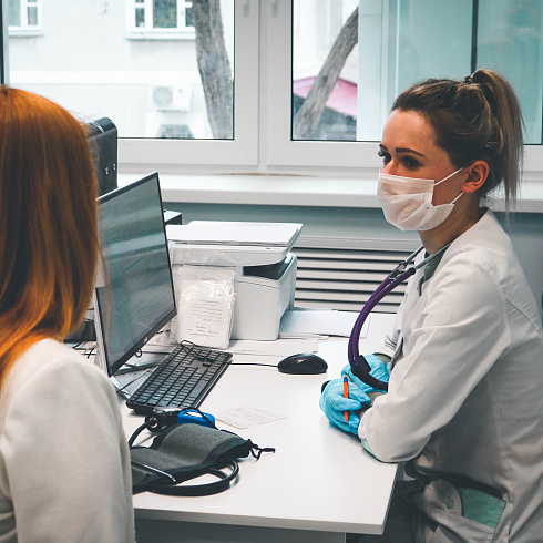 Время начинать: в Севастополе стартовала вакцинация против клещевого энцефалита