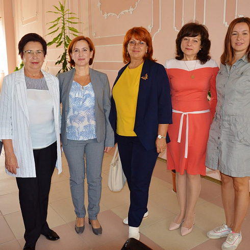 В Севастополе прошла встреча с будущими мамами, посвящённая Дню беременных