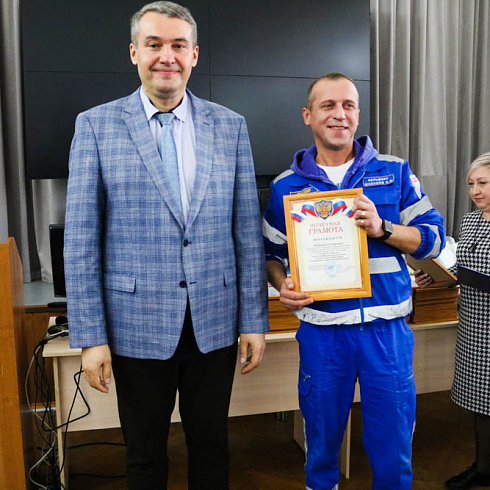 Люди особой закалки: специалисты скорой помощи отмечают профессиональный праздник