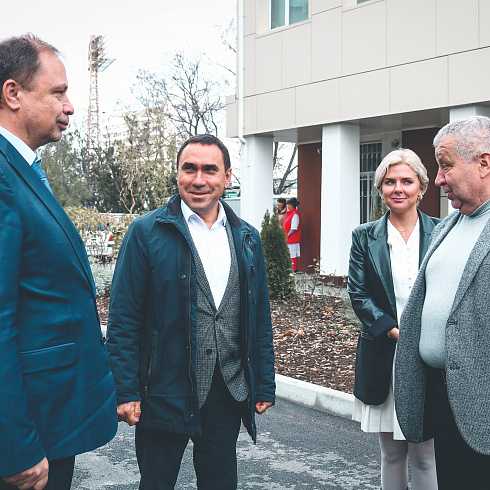 Новое здание Центра крови открыли в городе Севастополе