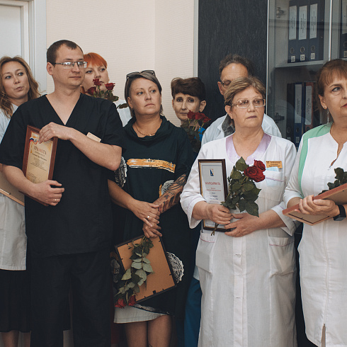 Директор Департамента здравоохранения и его заместители поздравили медицинских работников с профессиональным праздником