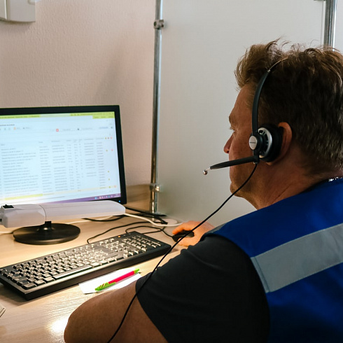 Люди, заточенные на спасение. Профессиональный праздник отмечают работники скорой медицинской помощи. 