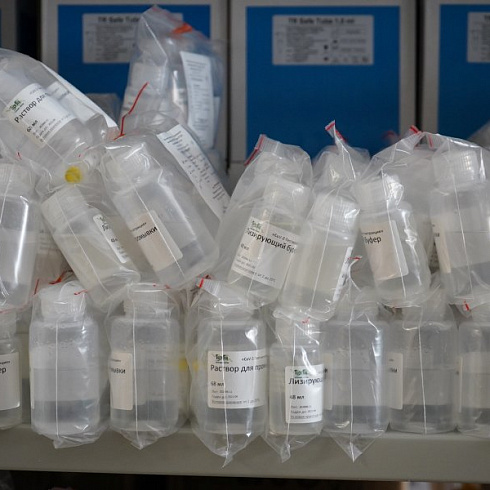 Проект ОНФ «Регион заботы» передал в Севастополь 30 тысяч высокоточных тестов на COVID-19