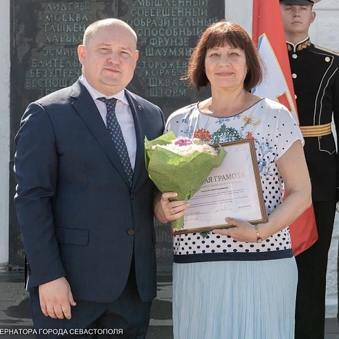 В День города Севастополя наградили заслуженных работников здравоохранения
