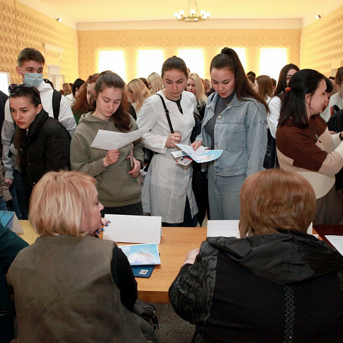 Директор Департамента здравоохранения Севастополя принял участие в Ярмарке вакансий