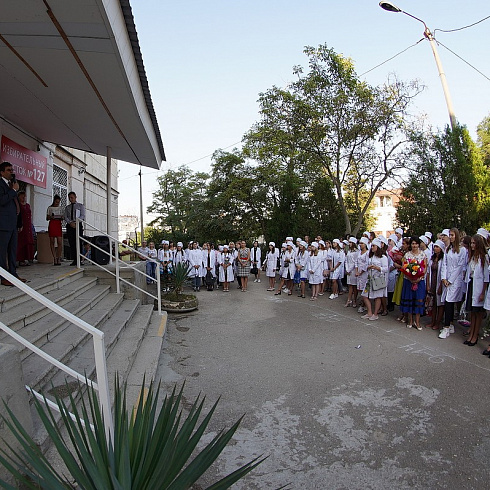 Сергей Шеховцов поздравил студентов севастопольского медицинского колледжа с началом нового учебного года