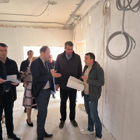 Проверка хода капитального ремонта в Севастопольской городской психиатрической больнице